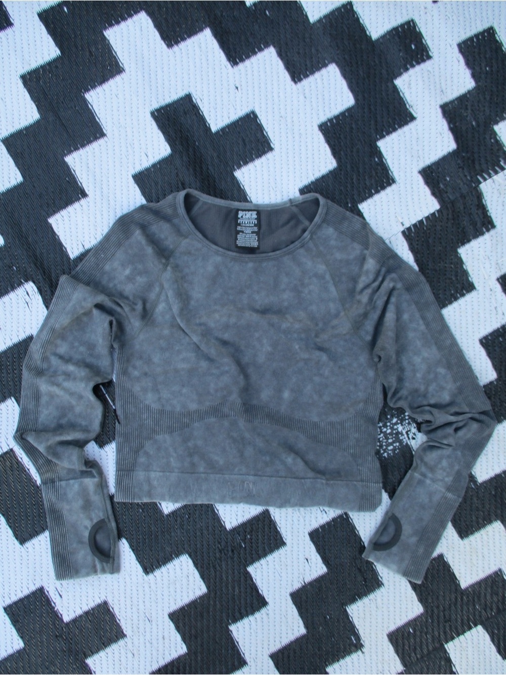 Victoria’s Secret PINK Seamless Cropped Long Sleeve